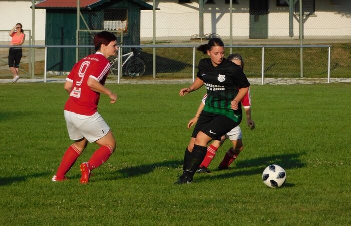 Damen I: Niederlage im ersten Testspiel