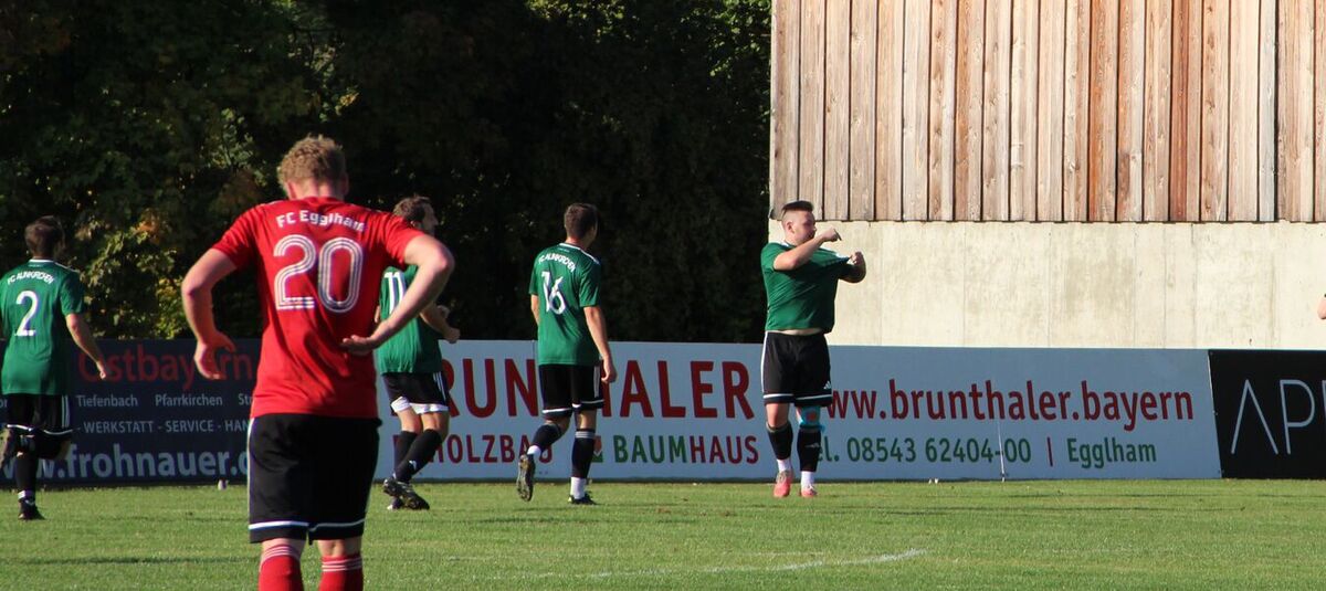 Klarer Derbysieg in Egglham: FCA feiert perfekten Hinrundenabschluss