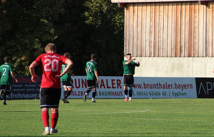 Klarer Derbysieg in Egglham: FCA feiert perfekten Hinrundenabschluss