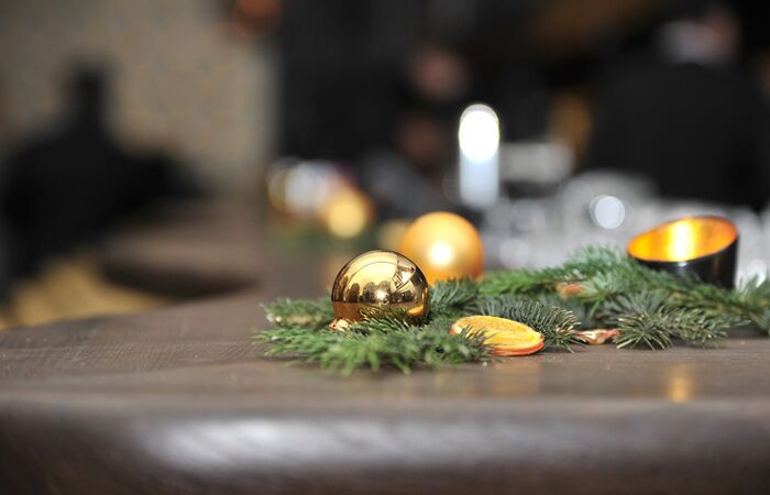 Frohe Weihnachten und einen guten Rutsch ins neue Jahr!