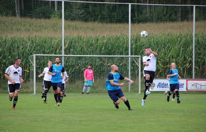 KK Pocking: 3:0 in Beutelsbach - FCA feiert ersten Saisonsieg