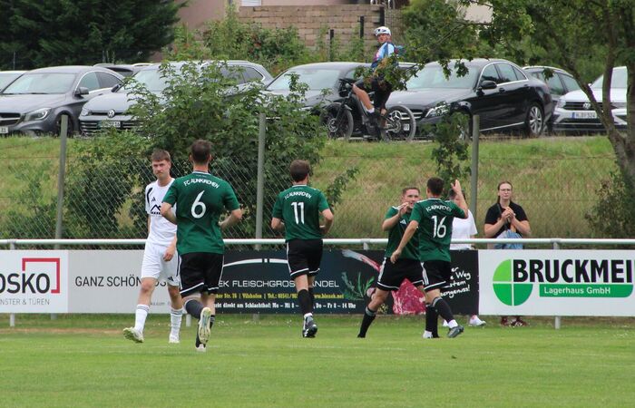 Sieg bei Kreisliga-Rückkehr - FCA schlägt harmloses Dorfbach