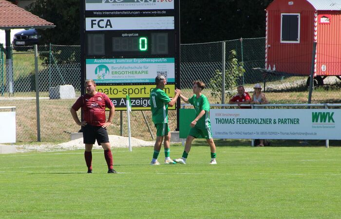3:2 gegen Haarbach II - Aunkirchens Reserve bringt Vorsprung ins Ziel